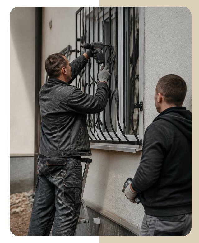 Установка наружных решеток в Приморско-Ахтарске от 4968 р. | ДвериЛегко-Прр